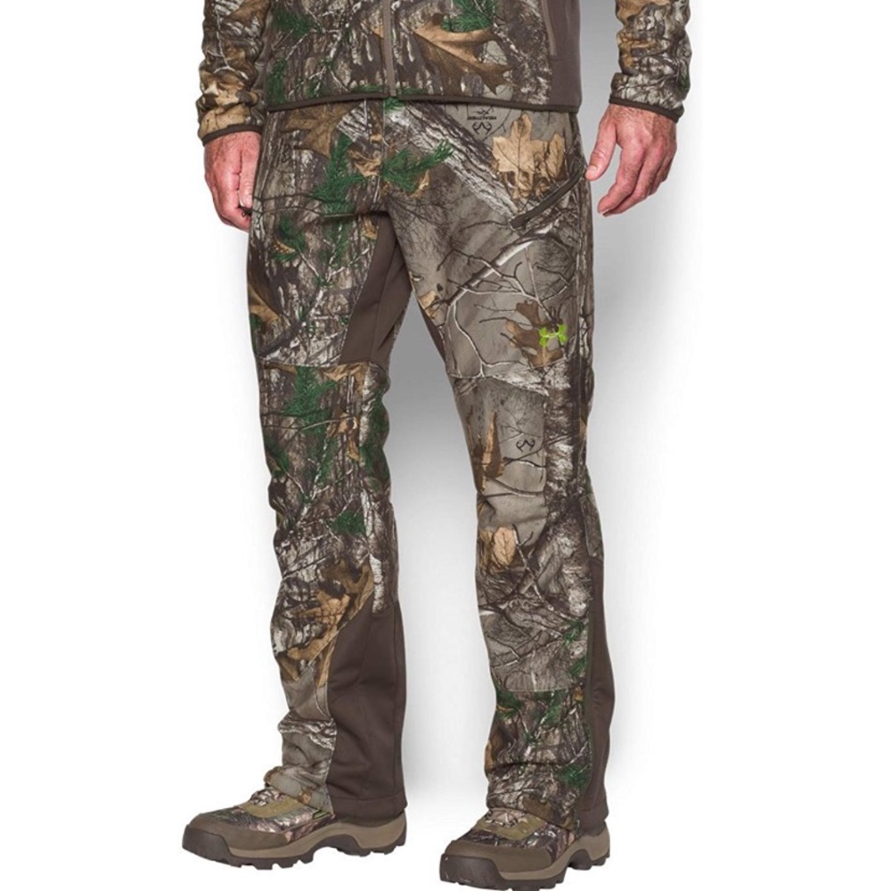 Under Armour Water resistant Hunting Pants! 40/30
